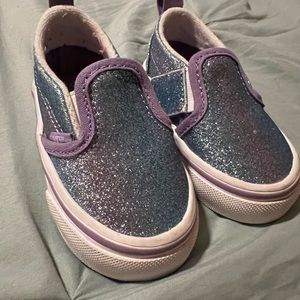 Van’s Toddler Slip-on V Glitter Shoe